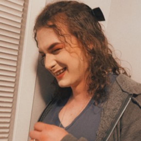 Meet your Posher, Cory/Corra - Picture 5 of 8